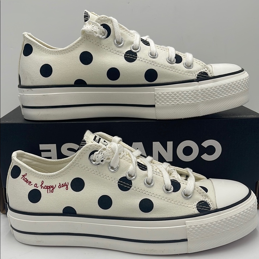 Converse WMNS Polka Dot Platform Sneakers A10689C CTAS LIFT OX
EGRET/BLACK/DAYS - Picture 1 of 16